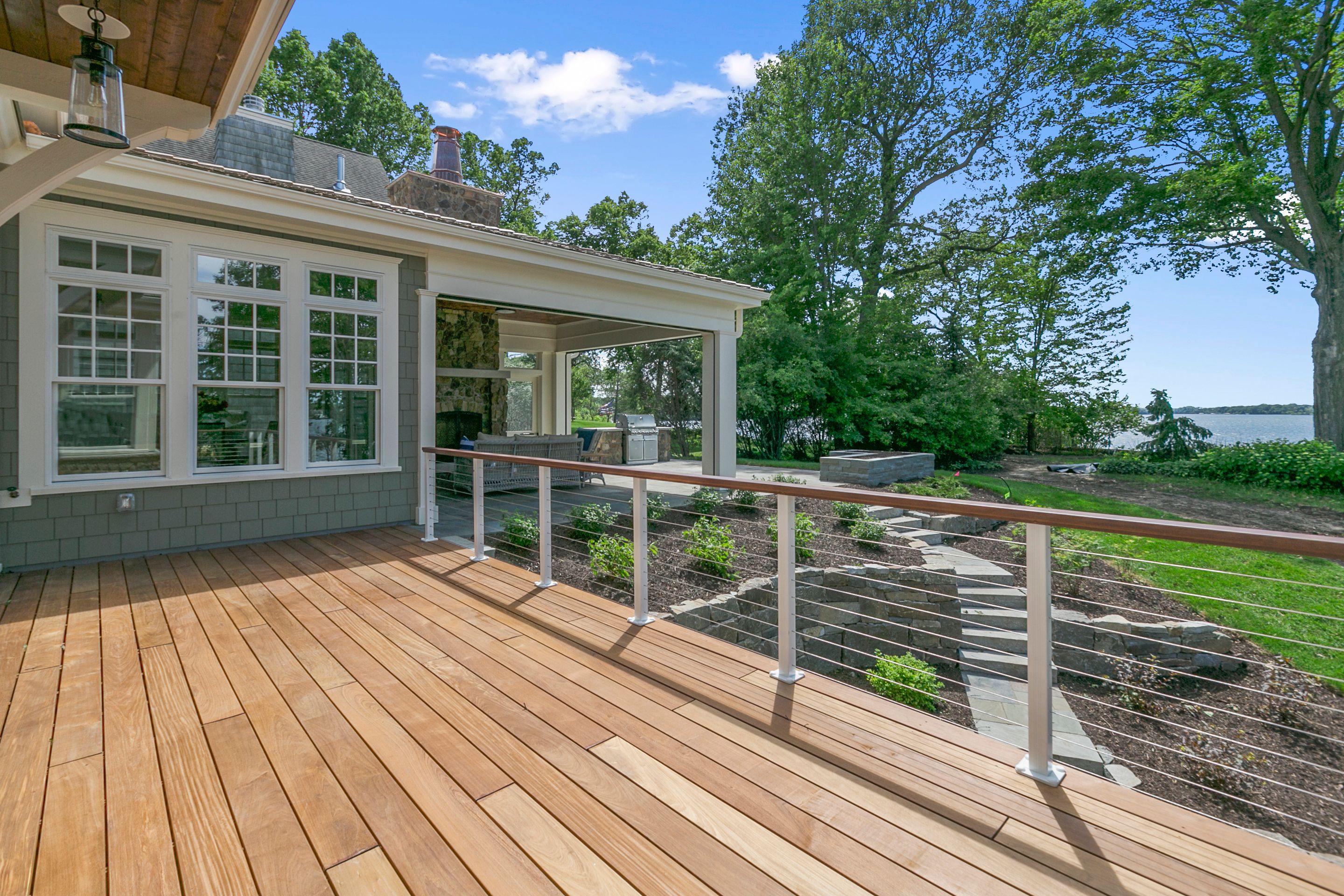 Designing Your Dream Deck: Customization Options with Deck Geekz