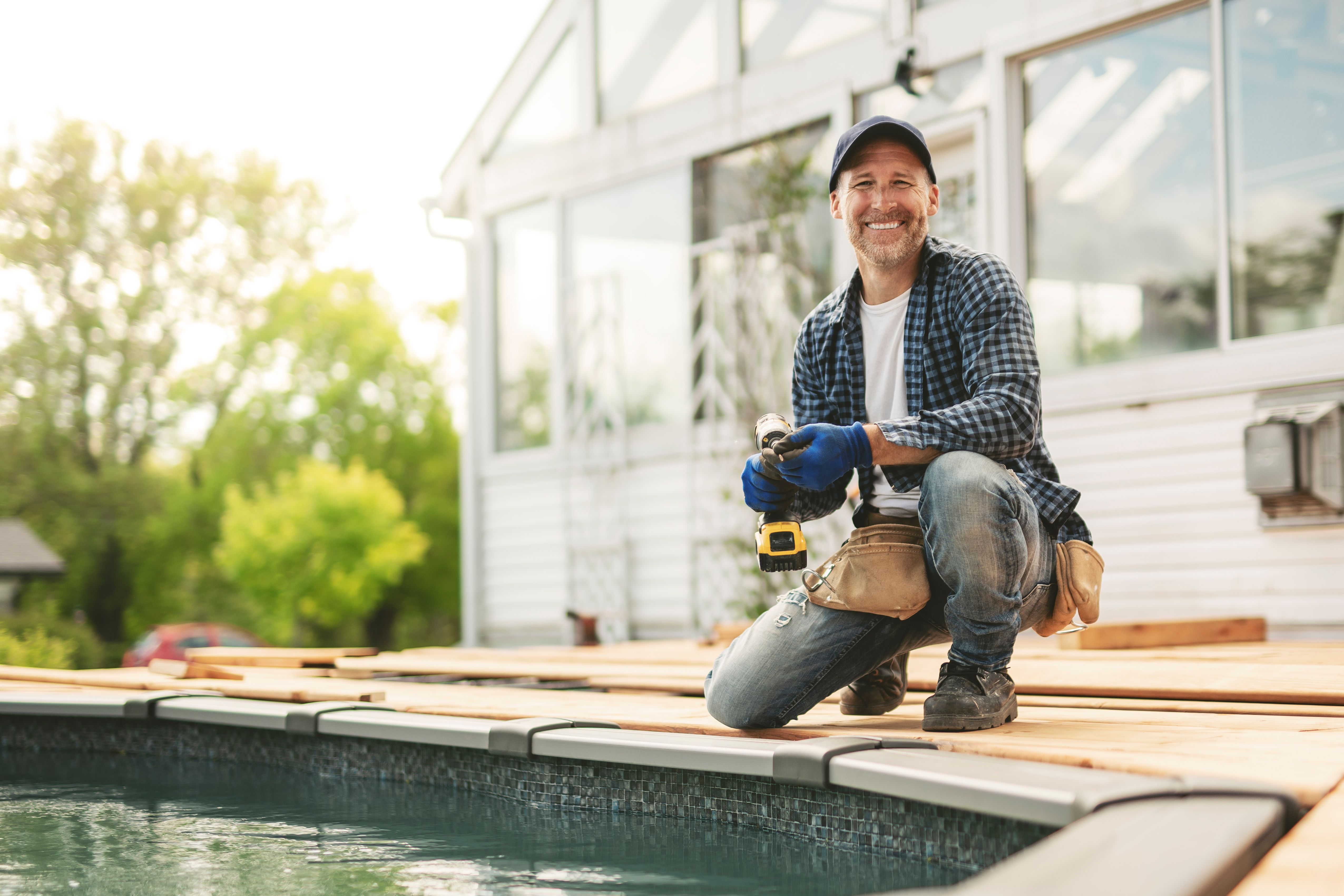 DIY vs. Professional Deck Building: What You Need to Know